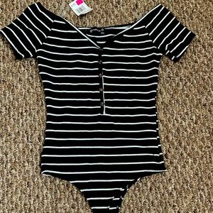 DRESSY BODYSUIT (BLACK AND WHITE)